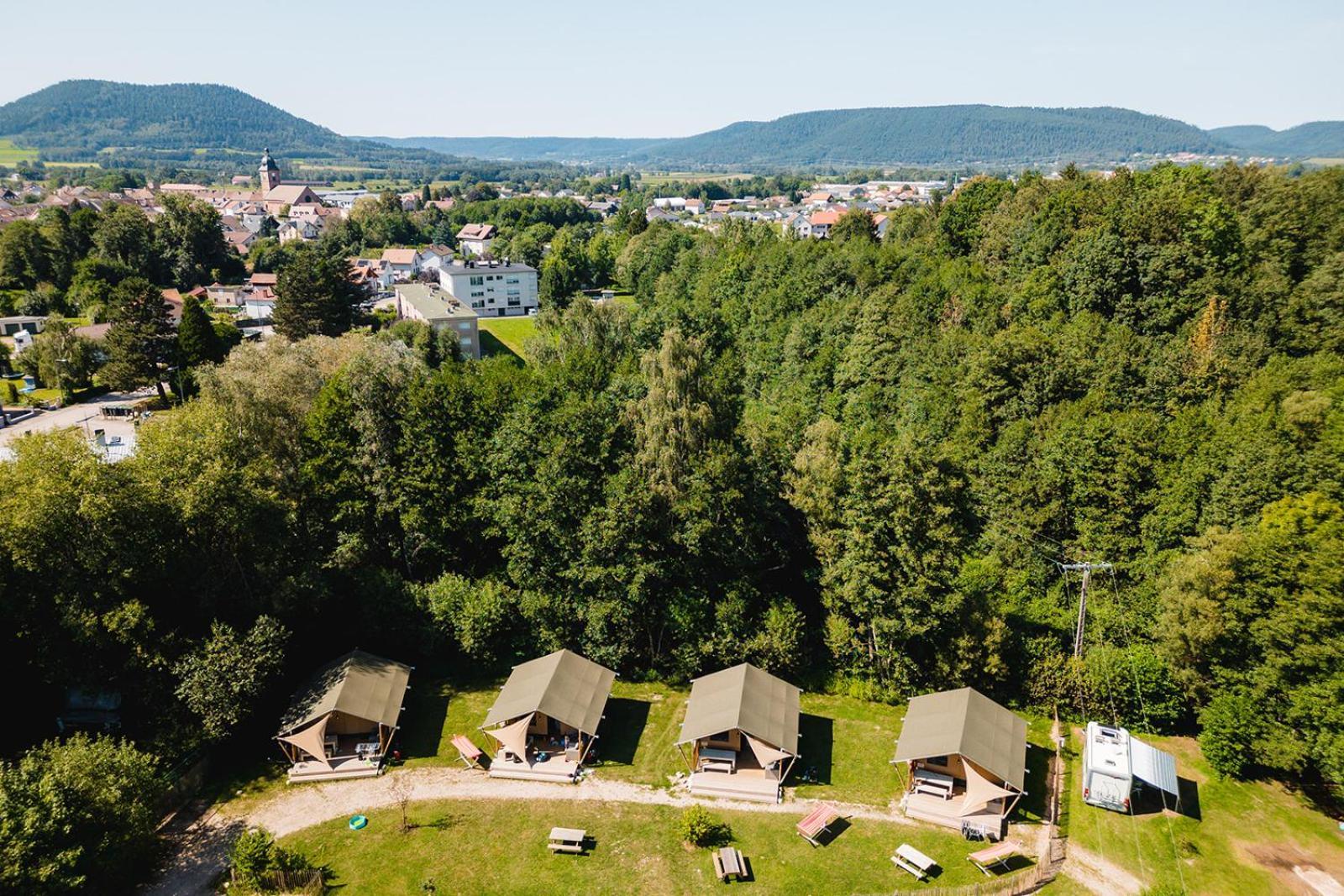Hotel Glamping The Vosges à Corcieux Extérieur photo