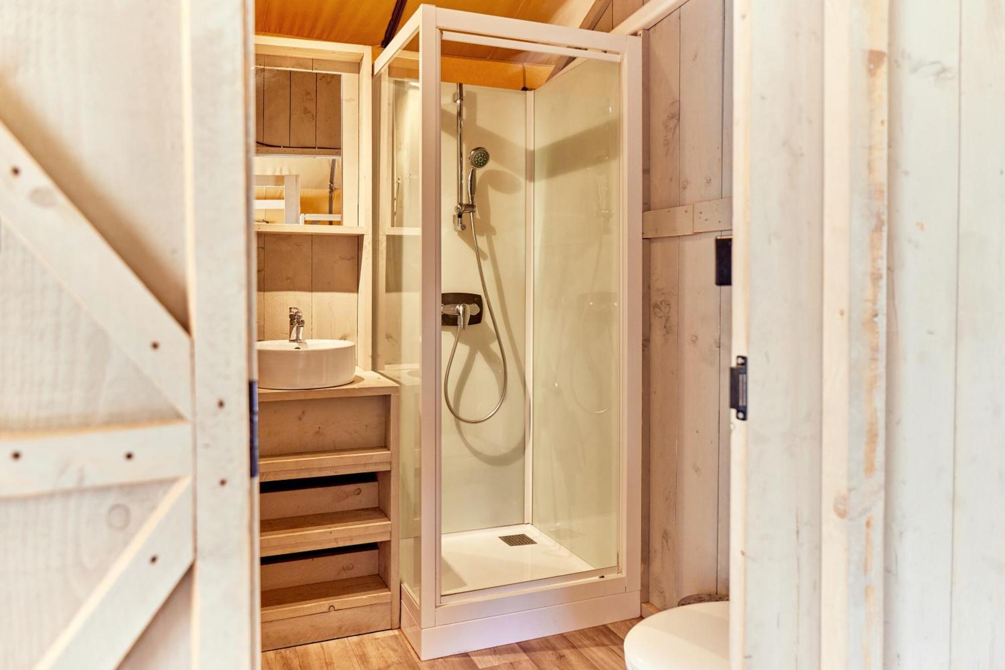 Hotel Glamping The Vosges à Corcieux Extérieur photo