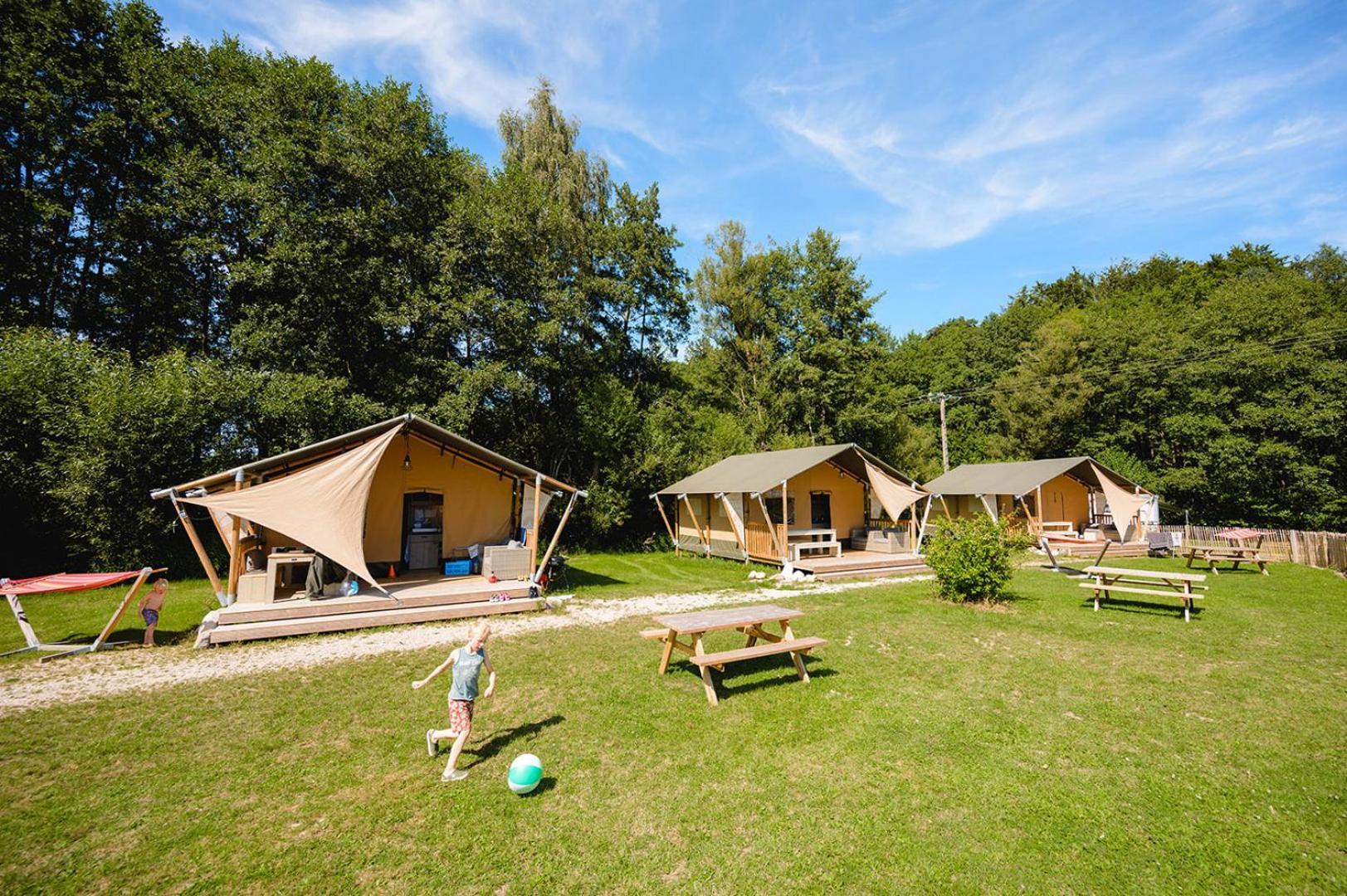 Hotel Glamping The Vosges à Corcieux Extérieur photo